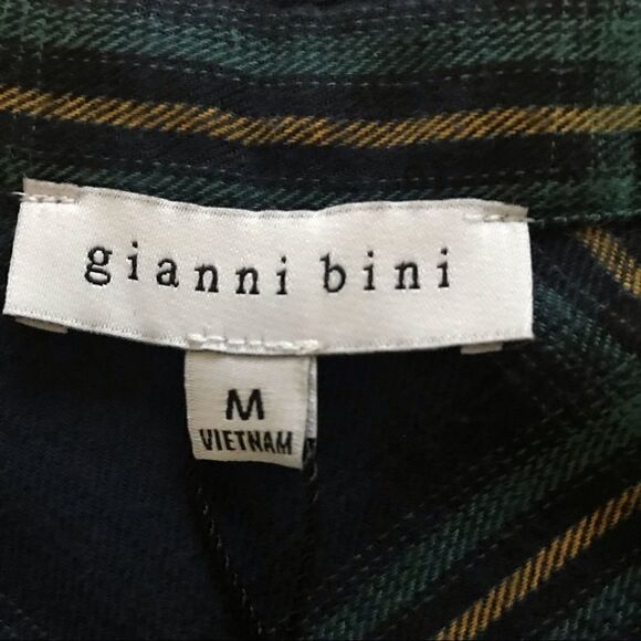 Gianni Bini Shirt Women's Size Medium Plaid Button Down Woven Long Sleeve NWT - Picture 8 of 9